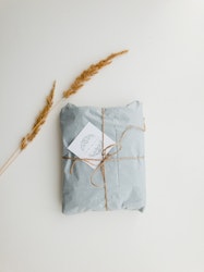 3 Tips on How to Encourage Conscious Shopping with Your Holiday Gifts