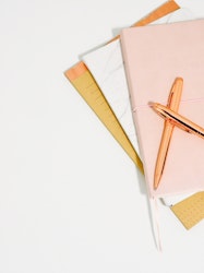 8 Essentials to Make Sure You Include in Your Freelance Contracts